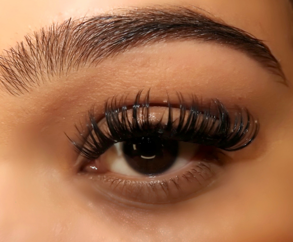 Party Wink Lashes